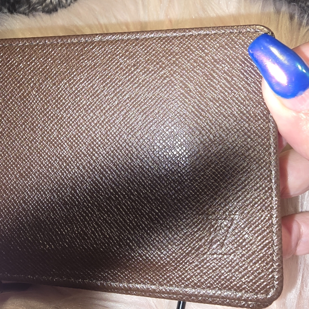 Louis Vuitton Insert Sleeve Lv Chocolate - Picture 3 of 4